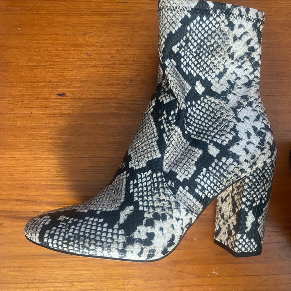 ALDO snakeskin Chelsea boot